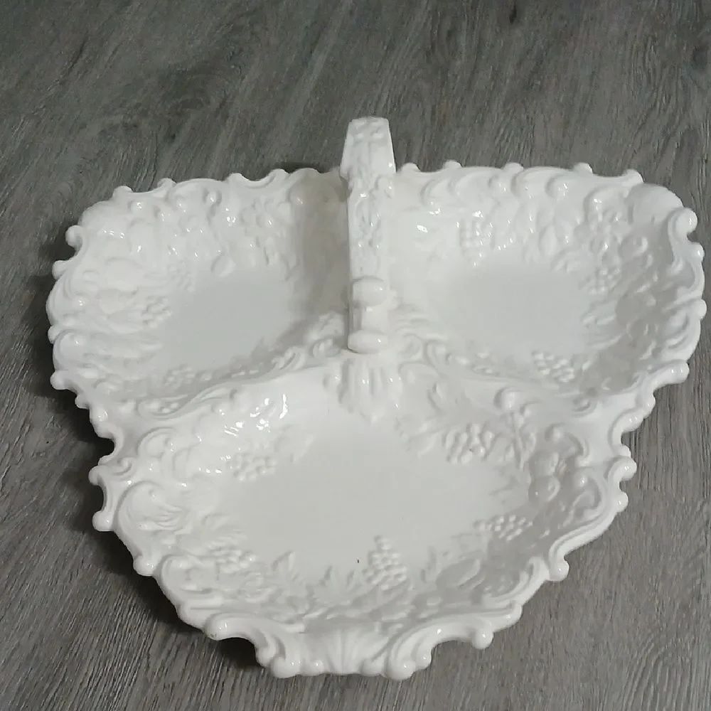 Lefton Elegant White Ceramic Serving Tray with handle